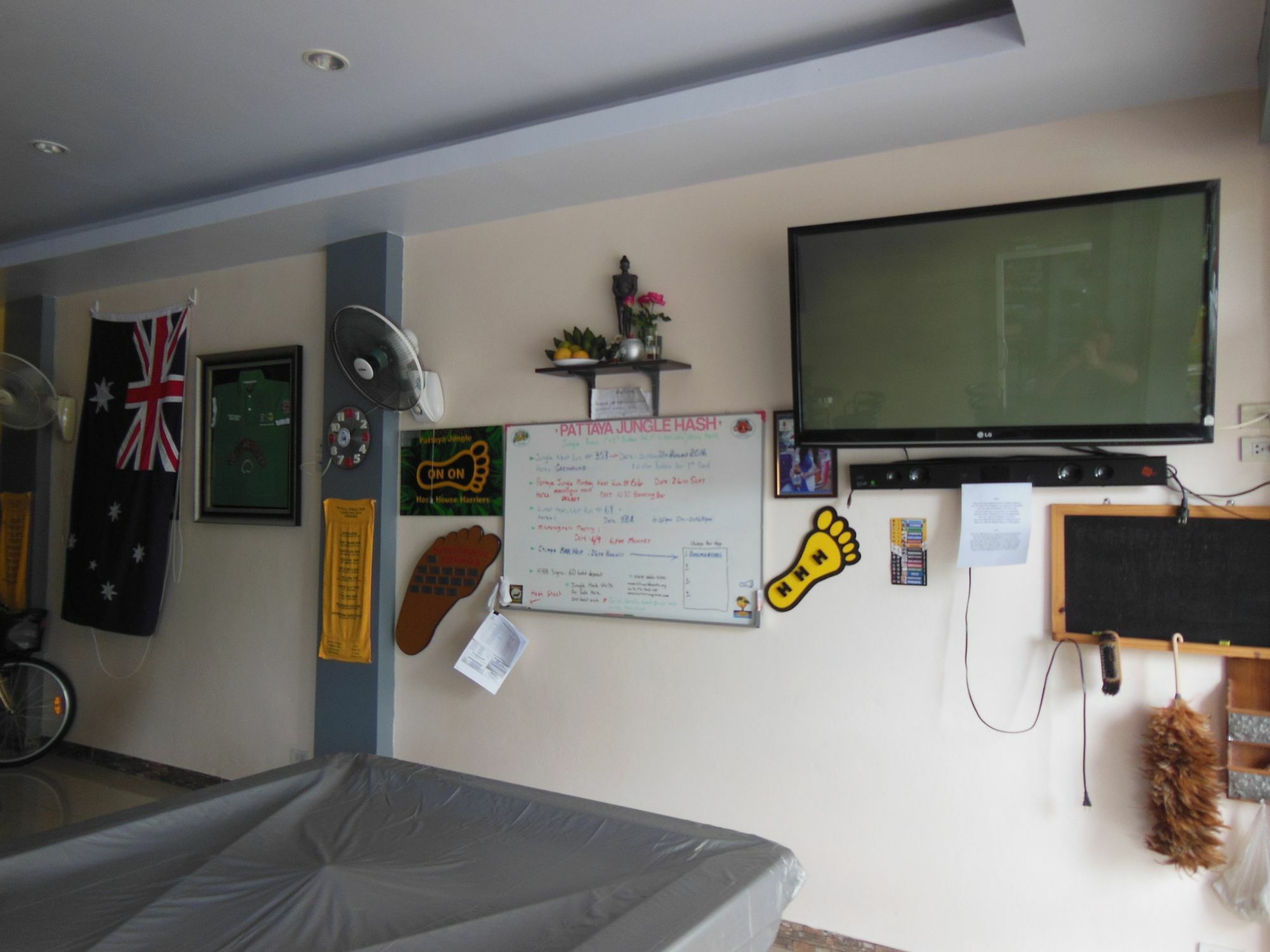 Boomerang Guesthouse And Bar Pattaya Exteriör bild